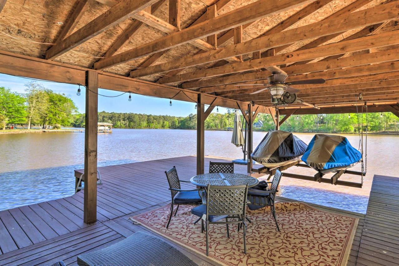 Vila Chic Lake Sinclair Retreat With Dock And Hot Tub! Resseaus Crossroads Exteriér fotografie