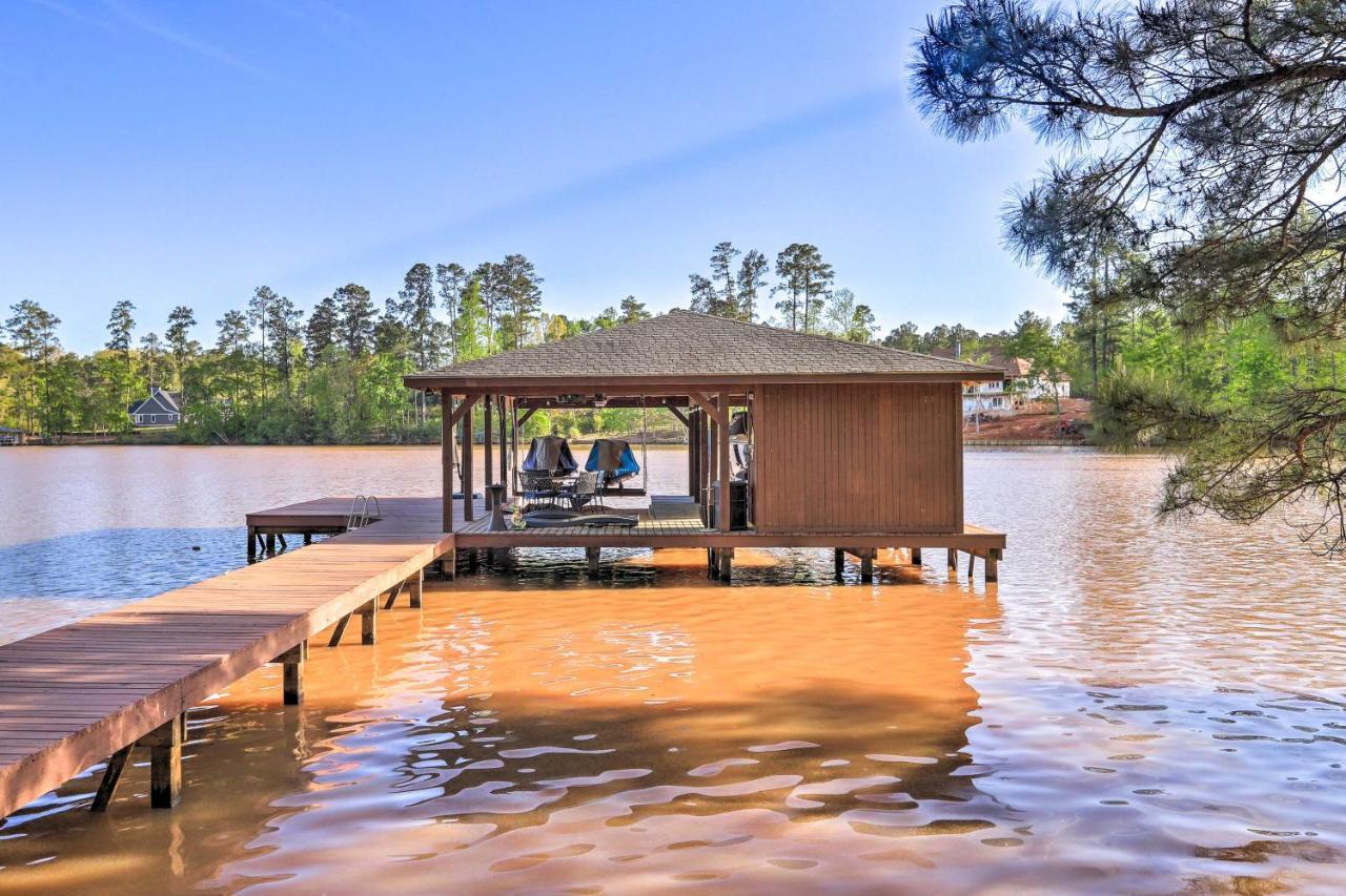 Vila Chic Lake Sinclair Retreat With Dock And Hot Tub! Resseaus Crossroads Exteriér fotografie